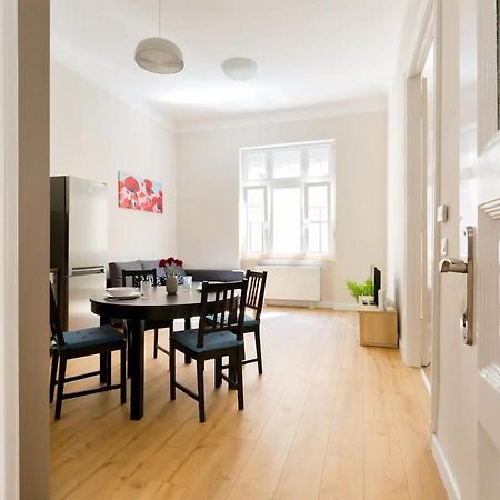 Kresz Geza 29 Westend Station 2 Bedrooms+Living Ac Budapest Exteriör bild