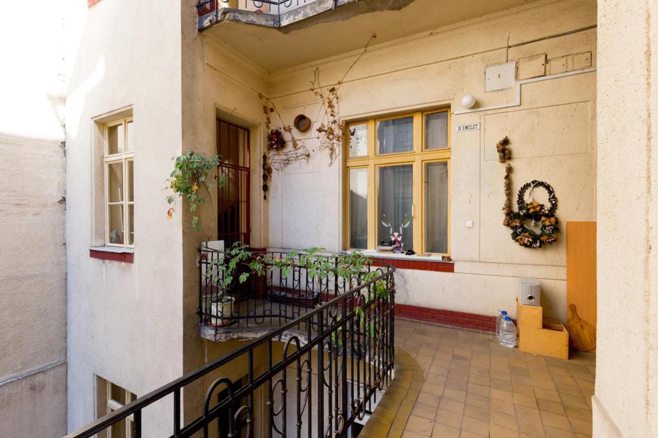 Kresz Geza 29 Westend Station 2 Bedrooms+Living Ac Budapest Exteriör bild