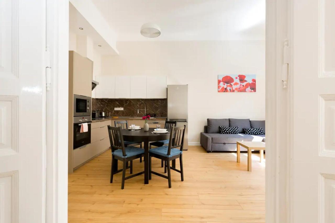Kresz Geza 29 Westend Station 2 Bedrooms+Living Ac Budapest Exteriör bild